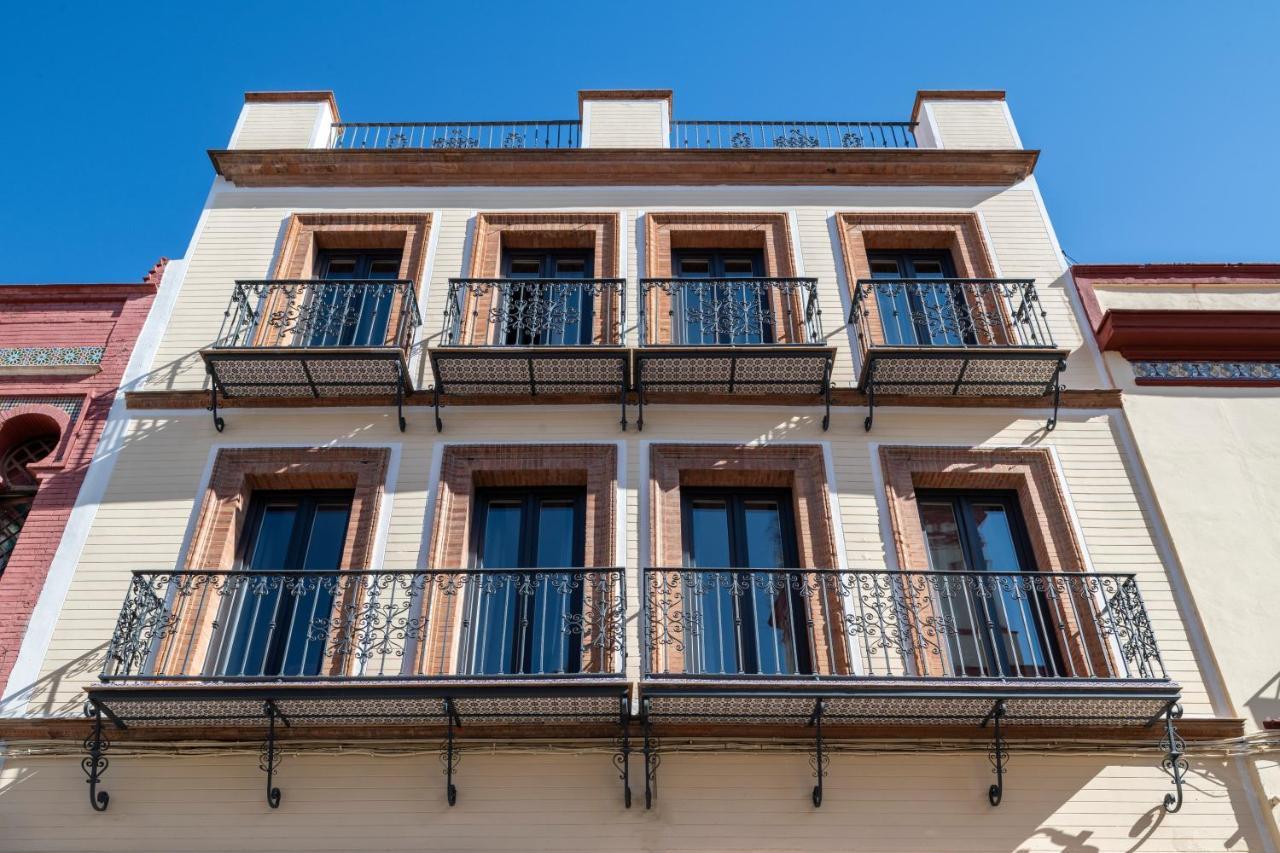 Magno Apartments San Gil - Shared Jacuzzi Sevilla Eksteriør billede
